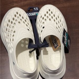 Rugged Shark Kids White Water Shoes